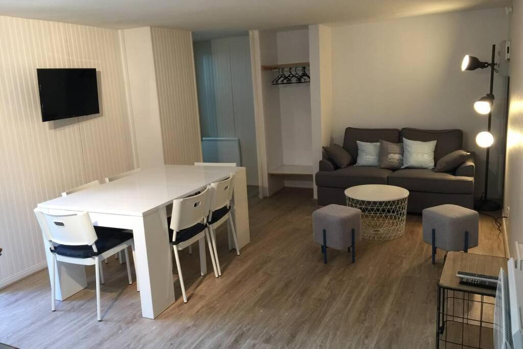 Ideal - Plage, Jardin & Jacuzzi, Proche Plage Et Thalasso - 1 A 6 Personnes Saint-Malo Exteriér fotografie